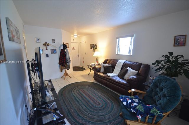 1270 SE 27th St 101, Homestead, FL 33035