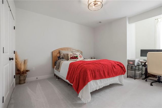 21123 W 186th Terrace, Spring Hill, KS 66083