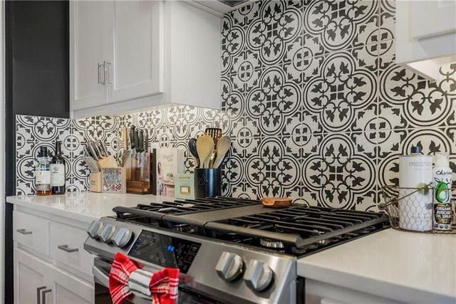 21123 W 186th Terrace, Spring Hill, KS 66083