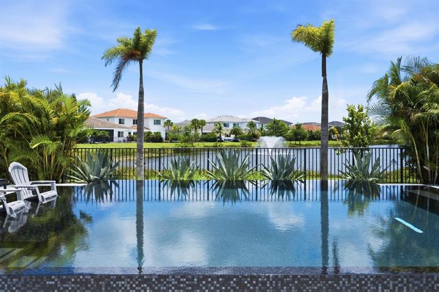 12269 Waterstone Circle, Palm Beach Gardens, FL 33412