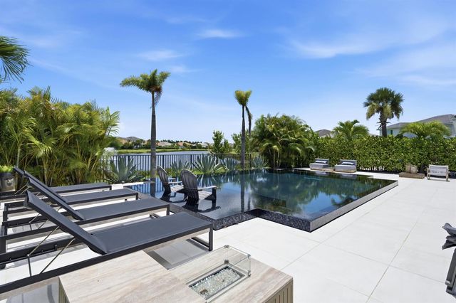 12269 Waterstone Circle, Palm Beach Gardens, FL 33412