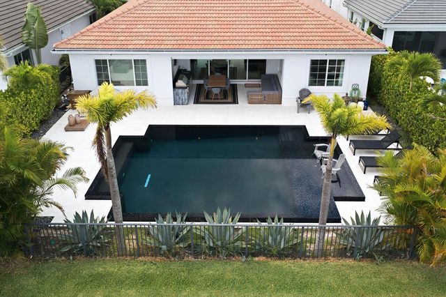 12269 Waterstone Circle, Palm Beach Gardens, FL 33412
