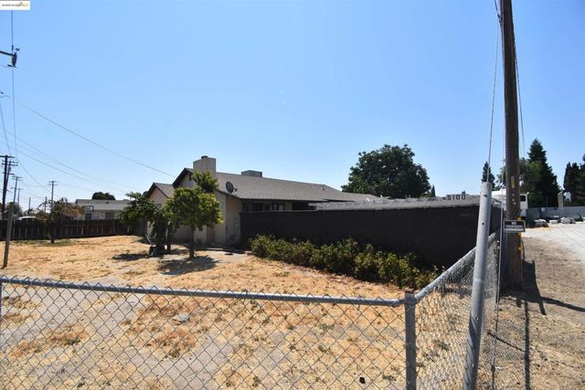 5100 Kiernan Ave, Salida, CA 95368