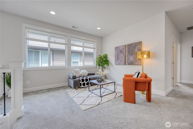 480 6th Lane NE, Issaquah, WA 98029