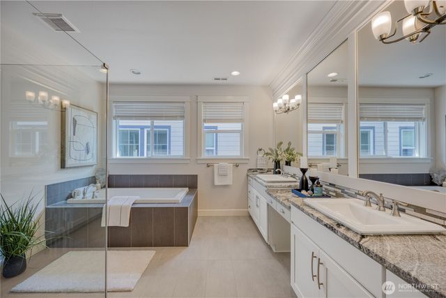 480 6th Lane NE, Issaquah, WA 98029