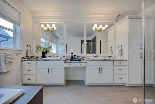 480 6th Lane NE, Issaquah, WA 98029