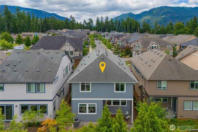 480 6th Lane NE, Issaquah, WA 98029