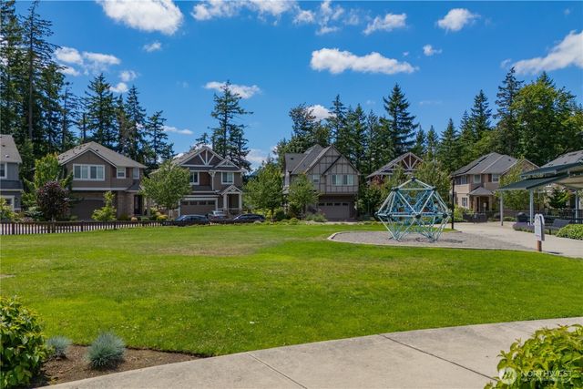480 6th Lane NE, Issaquah, WA 98029
