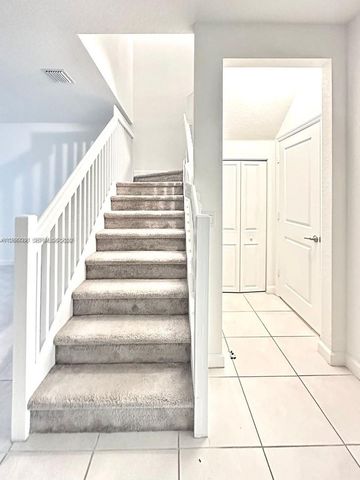 20800 NE 5th Ct, Miami, FL 33179