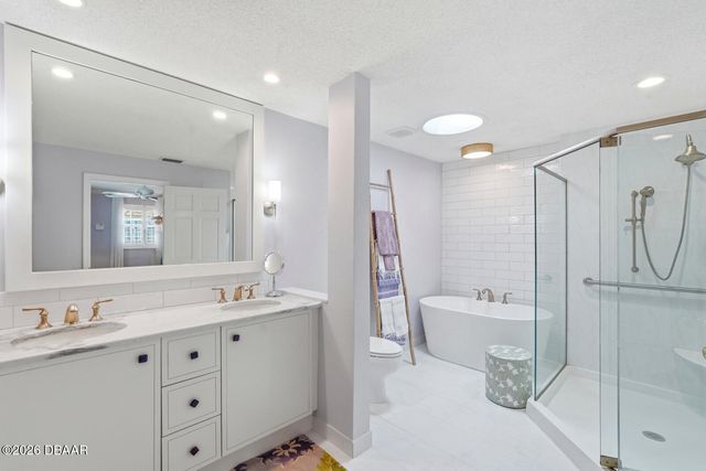 112 N St Andrews Drive, Ormond Beach, FL 32174