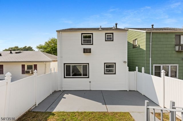 174 Terrace Ave, Jersey City, NJ 07307