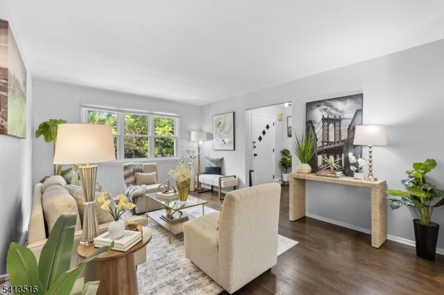 174 Terrace Ave, Jersey City, NJ 07307