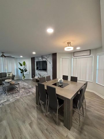 2000 ROYAL BAY BOULEVARD 129, Kissimmee, FL 34746