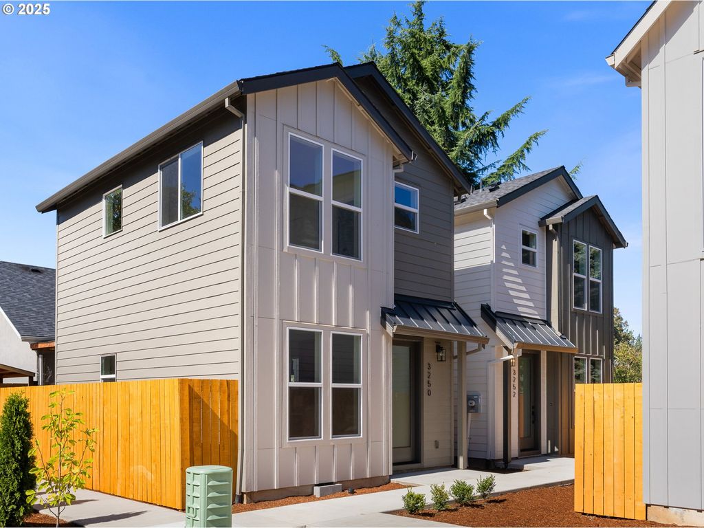 3250 115th Ave, Portland, OR 97266