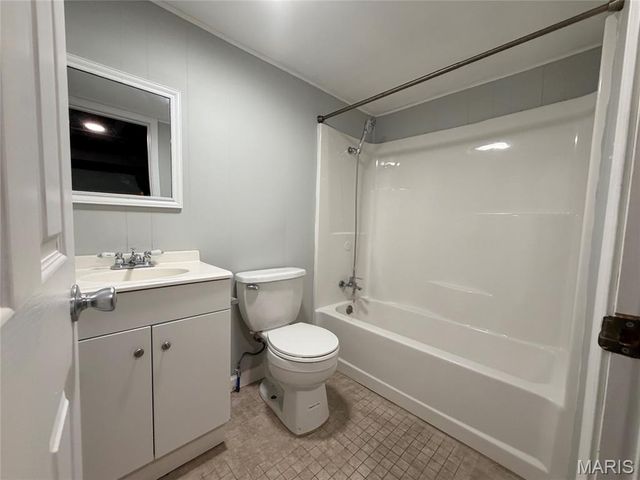 4828 Reavis Barracks Road, Unincorporated, MO 63123