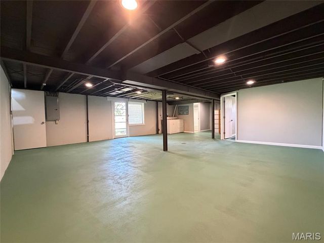 4828 Reavis Barracks Road, Unincorporated, MO 63123