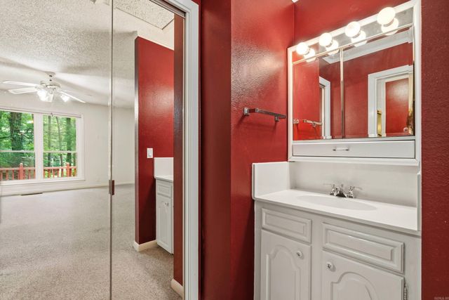2 Herencia Circle, Hot Springs Village, AR 71909
