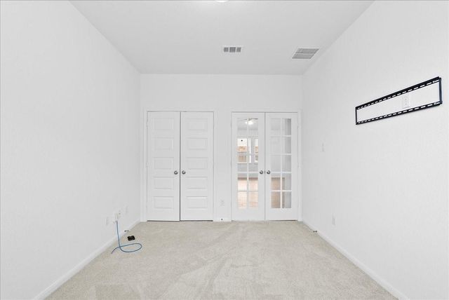 7111 Hillside Avenue, Mont Belvieu, TX 77523