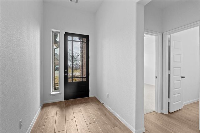 7111 Hillside Avenue, Mont Belvieu, TX 77523