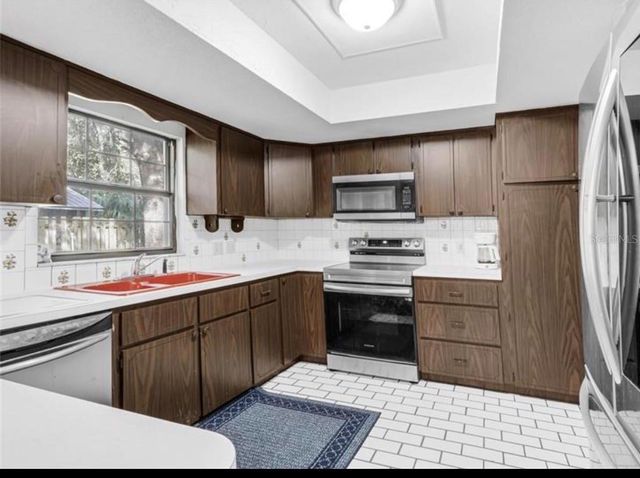 4308 ALLEN ROAD, Fruitland Park, FL 34731