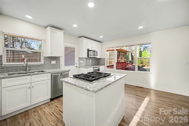 14921 August Lane, Charlotte, NC 28227