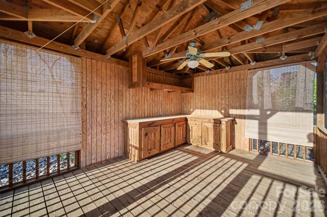 14921 August Lane, Charlotte, NC 28227