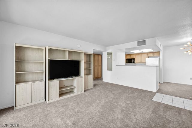 8070 West Russell Road 2060, Las Vegas, NV 89113