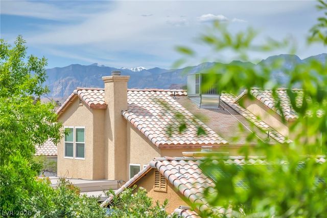 8070 West Russell Road 2060, Las Vegas, NV 89113