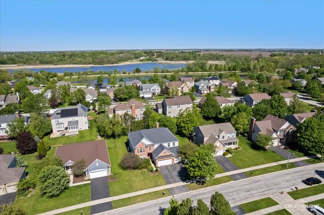 1164 Dorr Drive, Sugar Grove, IL 60554