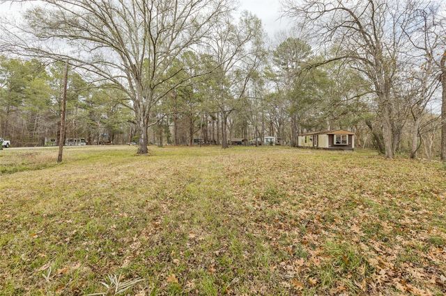 20, 22, and 24 Caney Creek Drive, Huntsville, TX 77320