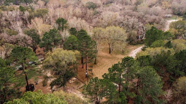20, 22, and 24 Caney Creek Drive, Huntsville, TX 77320