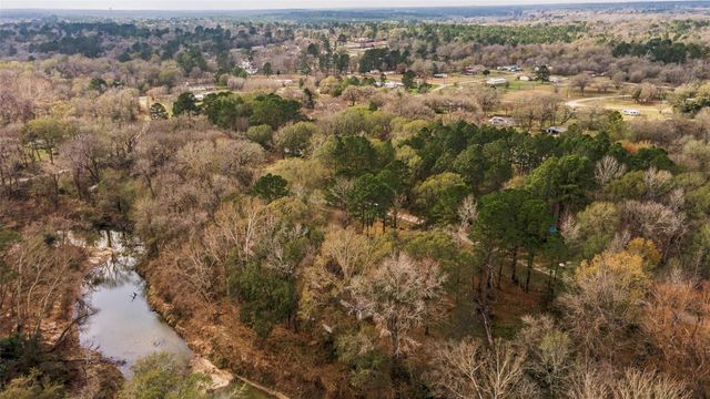20, 22, and 24 Caney Creek Drive, Huntsville, TX 77320