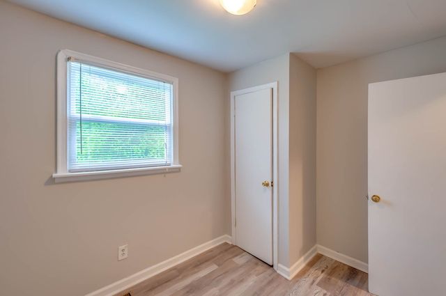 151 Dellway Dr, Nashville, TN 37207