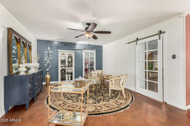 2302 W BERRIDGE Lane, Phoenix, AZ 85015