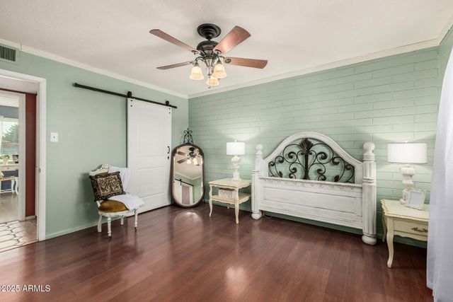 2302 W BERRIDGE Lane, Phoenix, AZ 85015