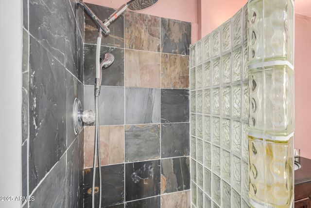 2302 W BERRIDGE Lane, Phoenix, AZ 85015