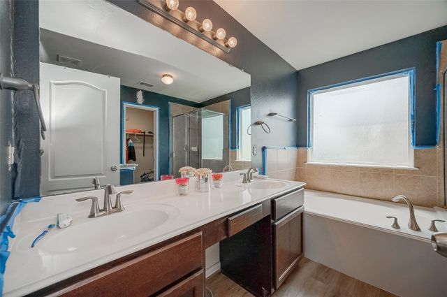 11624 Abloom Way, Houston, TX 77066
