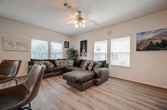 11624 Abloom Way, Houston, TX 77066