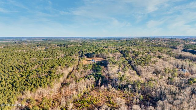 410 Paradise Lane, Carthage, NC 28327