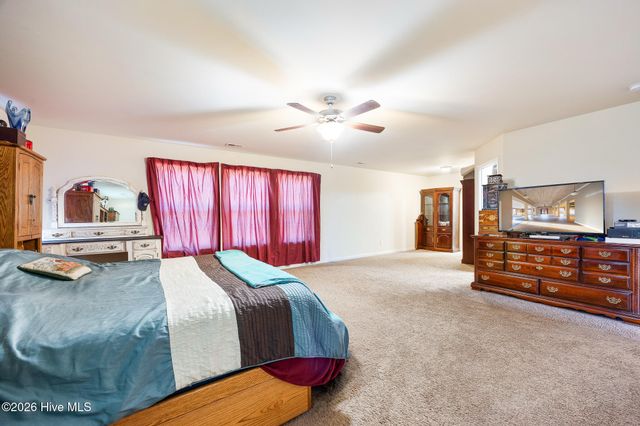 410 Paradise Lane, Carthage, NC 28327