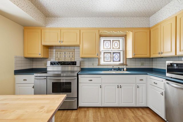7212 Aetna COURT, Wauwatosa, WI 53213