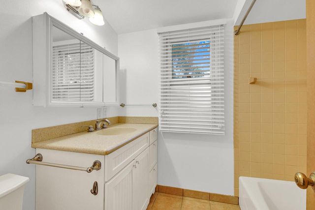7212 Aetna COURT, Wauwatosa, WI 53213