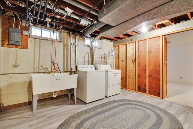 7212 Aetna COURT, Wauwatosa, WI 53213