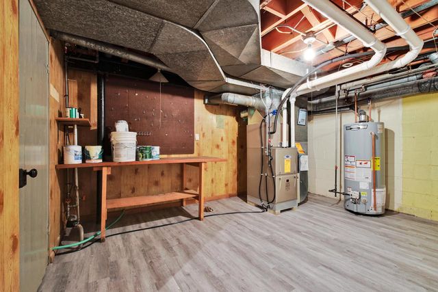 7212 Aetna COURT, Wauwatosa, WI 53213