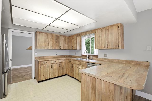 1129 VIRGINIA AVE., Altamonte Springs, FL 32701