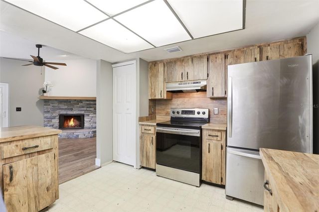 1129 VIRGINIA AVE., Altamonte Springs, FL 32701