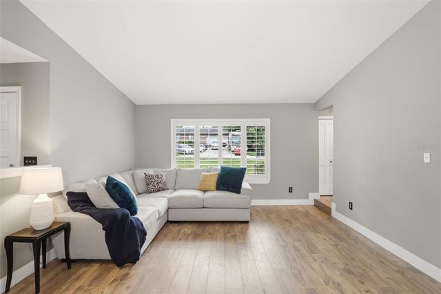 1129 VIRGINIA AVE., Altamonte Springs, FL 32701