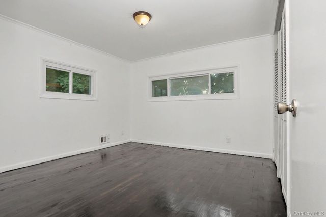 376 County Center Road, White Plains, NY 10603