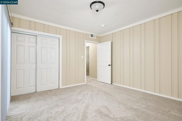 215 215 Roney Ave, Vallejo, CA 94590