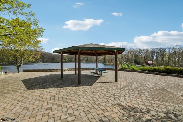 11 Alamoosook Rd, Vernon Twp., NJ 07422